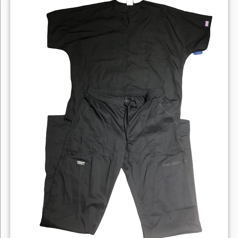 Medium new black scrub outfit (tall) bottoms